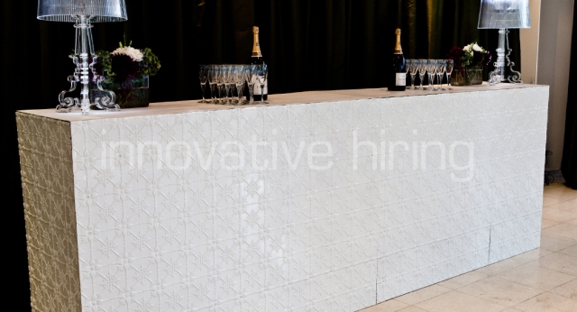Features: Pressed Metal Bar